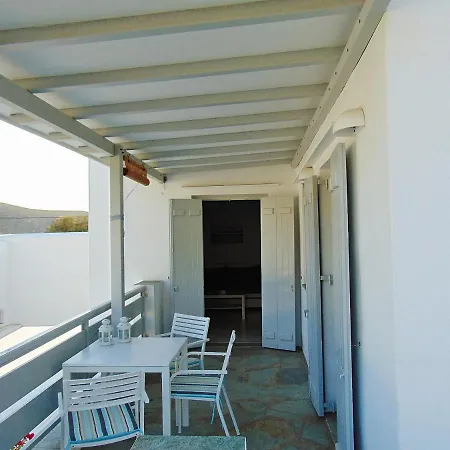 George's Seaside Sifnos Apartmán *
